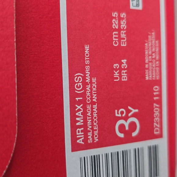 Brand NEW Nike Air Max Sneakers with Orange and Brown Accents - Boys Size 3.5 - Picture 5 of 5